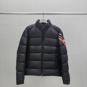 replica Moncler Short down jacket ,Hooded Puffer Jackets Black