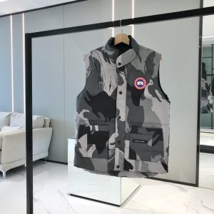 replica Canada Goose Freestyle Down Vest Grey Camo-2