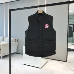 replica Canada Goose Freestyle Down Vest Black -2