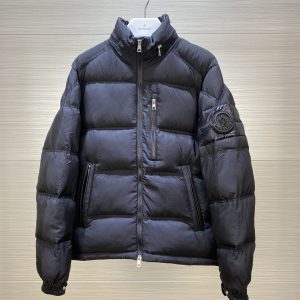 replica Moncler Men's Warm Puffer Down Jacket Black