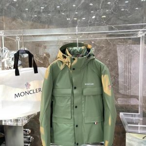 replica Moncler Windbreaker Down Jacket with Hood Green