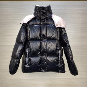 Moncler Women's Short Puffer Down Jacket Black