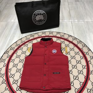 Canada Goose Freestyle Crew Down Vest -Red