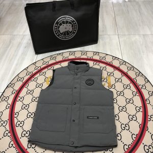 Canada Goose Freestyle Crew Down Vest -Grey