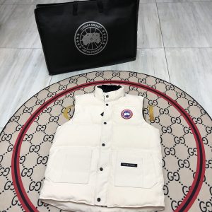 Canada Goose Freestyle Crew Down Vest -White