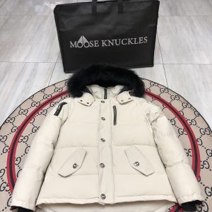 replica Moose Knuckles Men Short Down Jacket with Black Fur Collar -Black