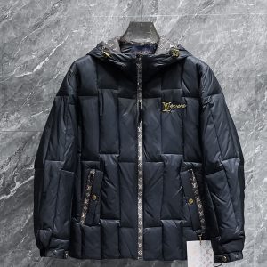 Replica Louis Vuitton stylish short down jacket