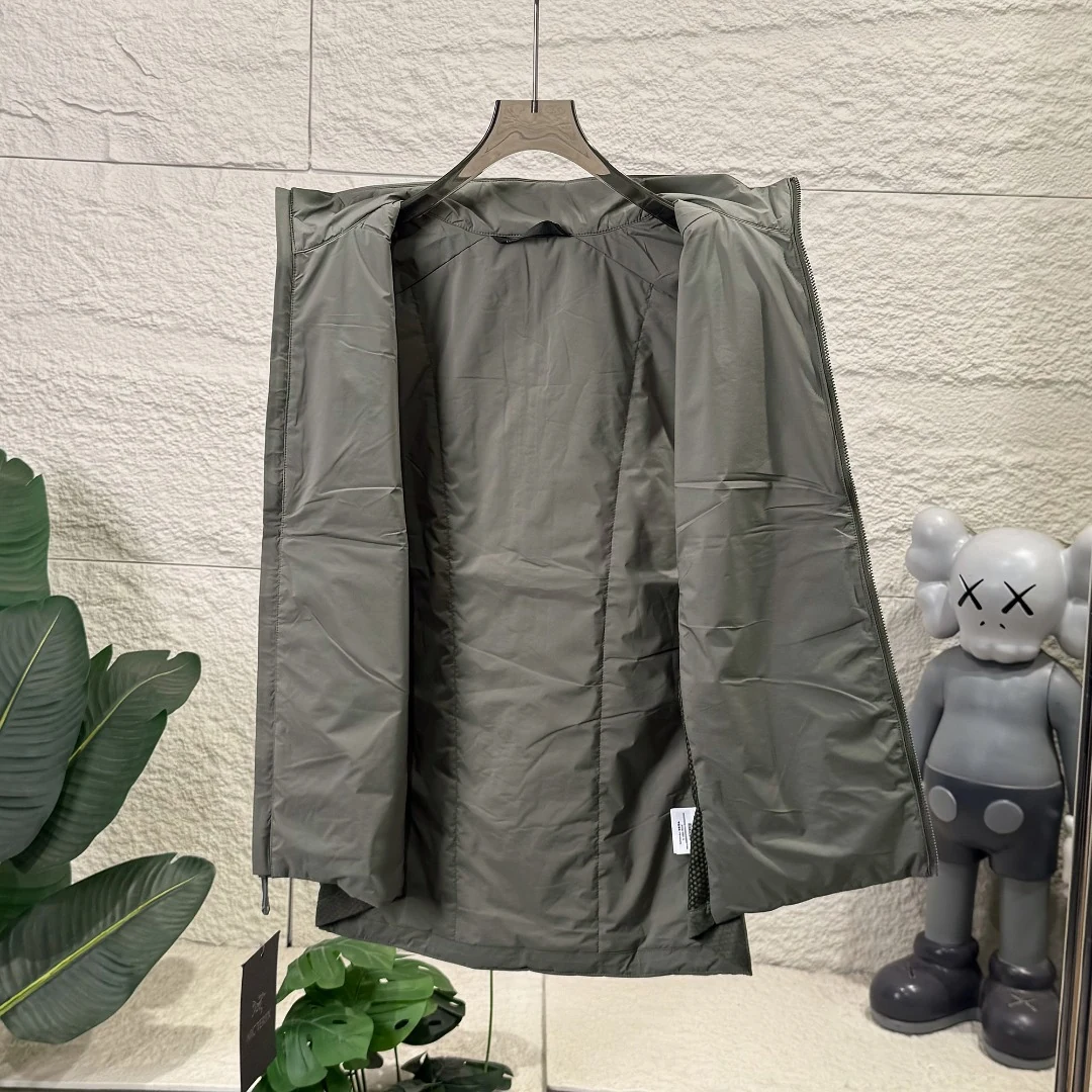 Arc'teryx ATOM Vest Lightweight Coreloft Insulated Gilet (2026) real photo 19