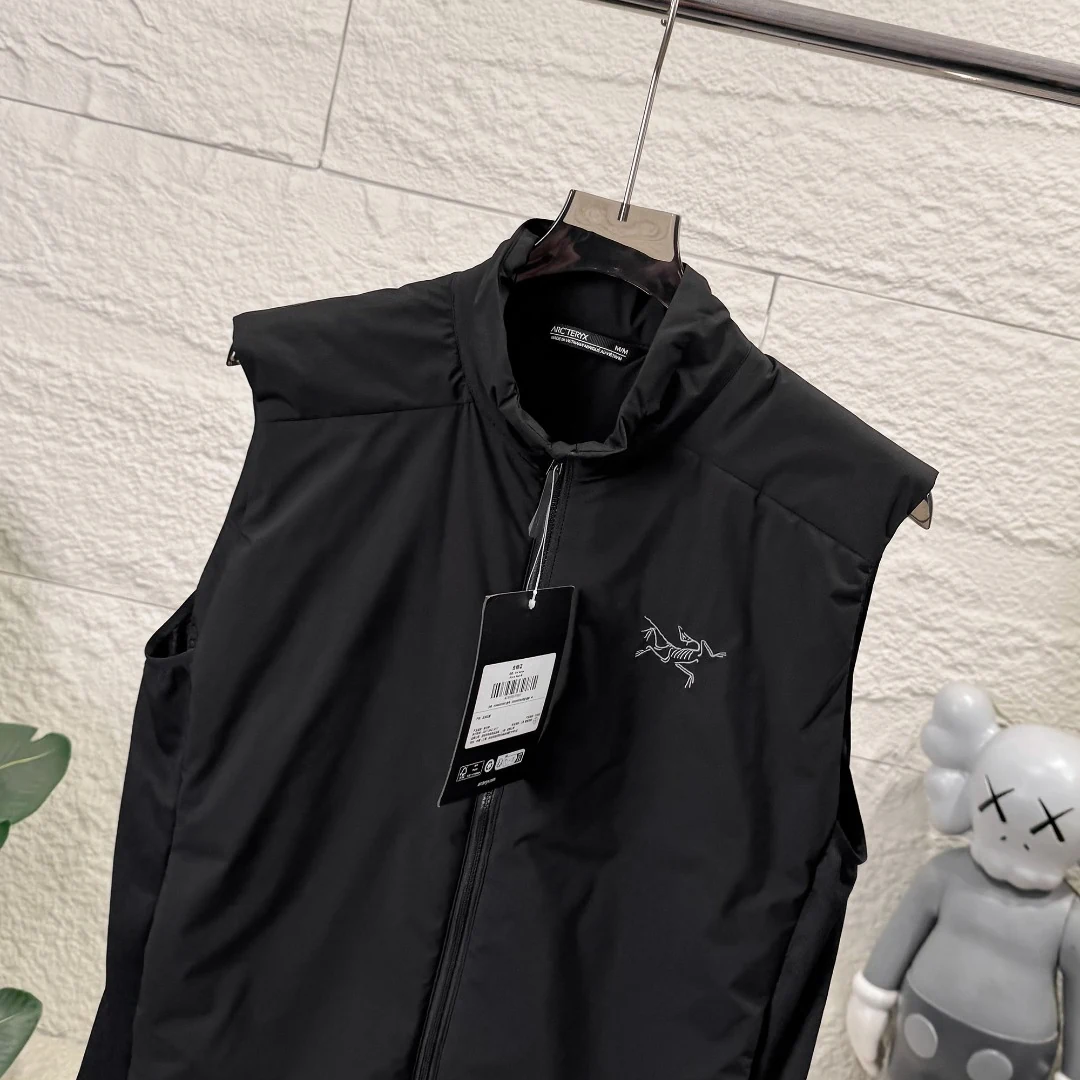 Arc'teryx ATOM Vest Lightweight Coreloft Insulated Gilet (2026) real photo 21
