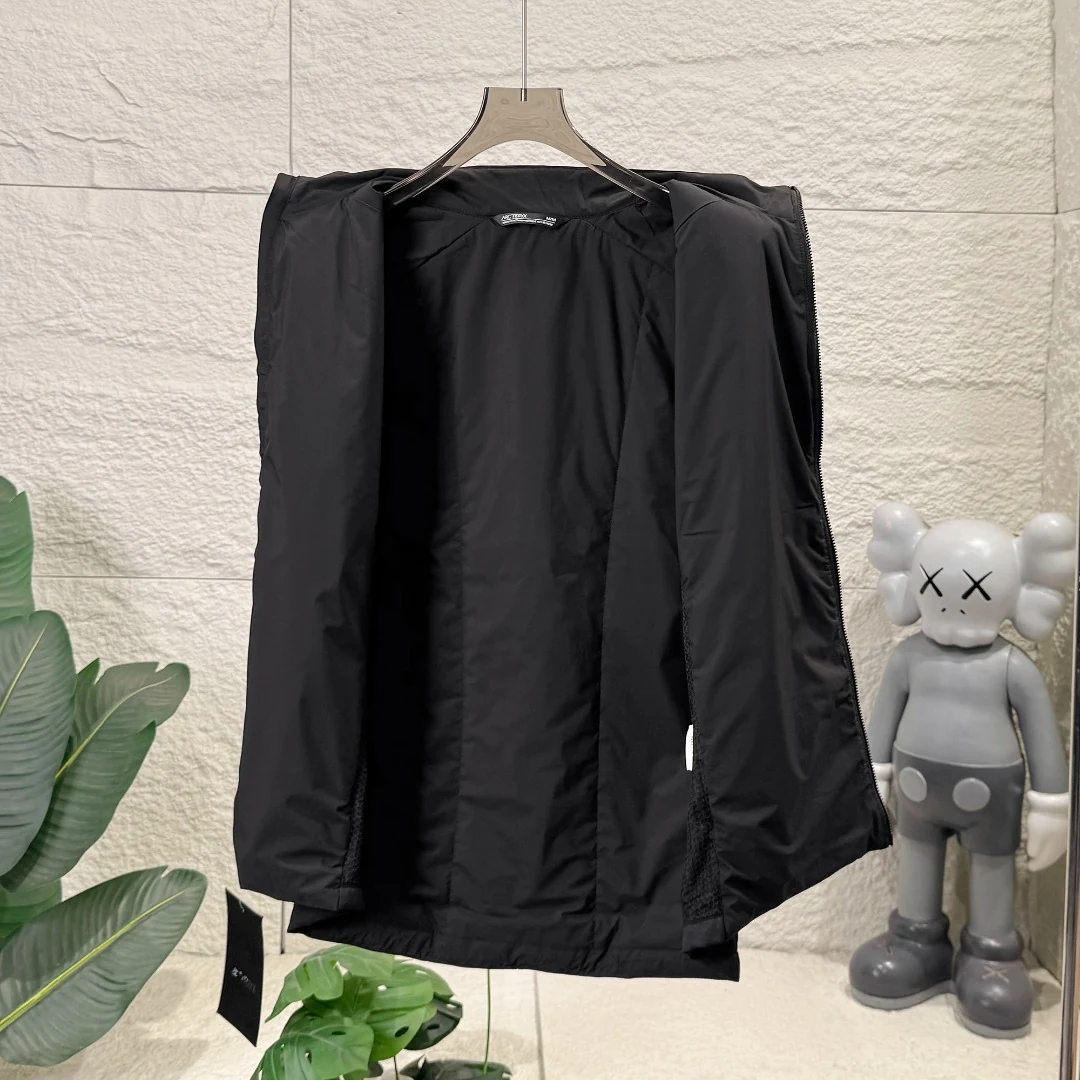 Arc'teryx ATOM Vest Lightweight Coreloft Insulated Gilet (2026) real photo 22