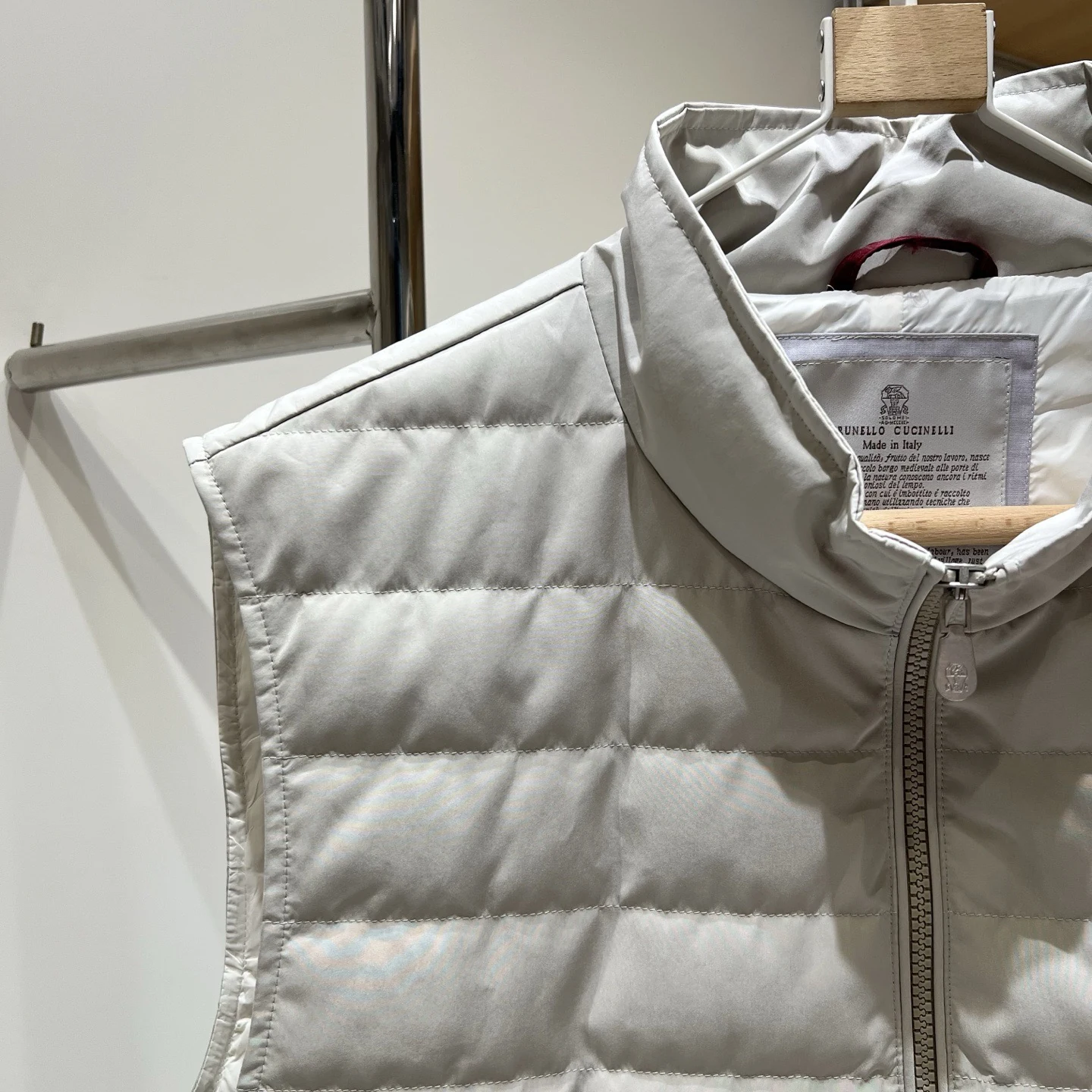 Brunello Cucinelli Stand-Collar Goose-Down Vest real photo 4