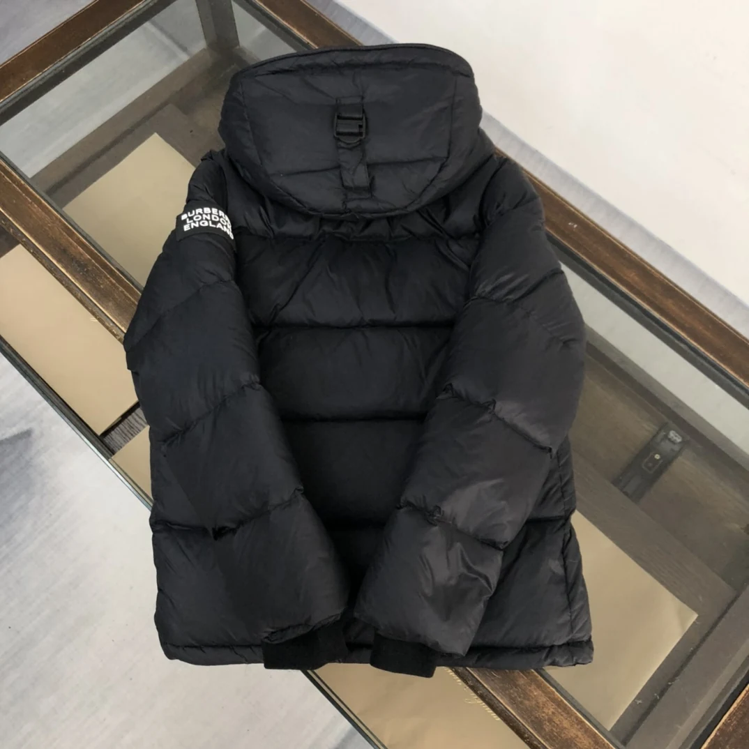 Burberry puffer jacket - real photo 9