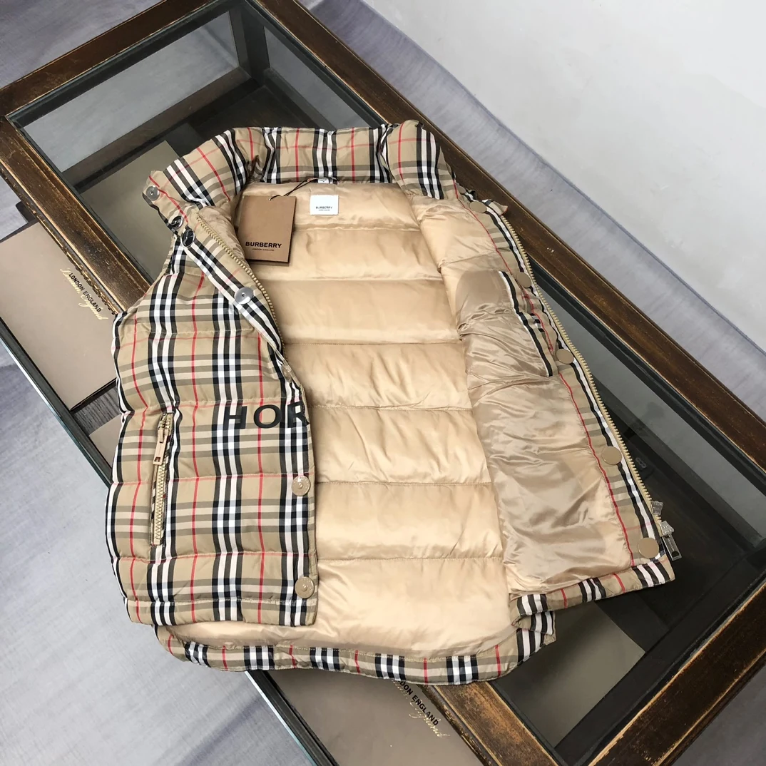 Burberry Quilted Puffer Vest - Burberry puffer vest real photo 7