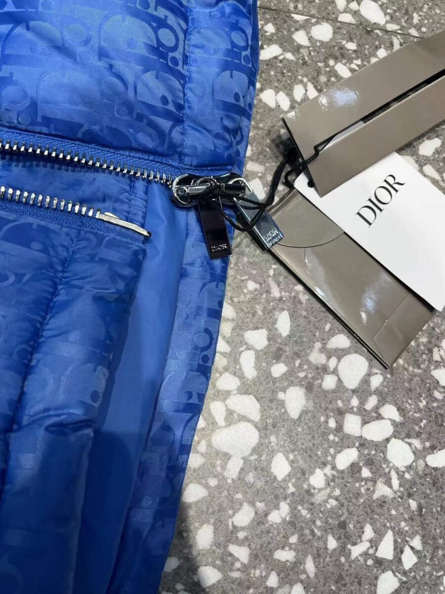 Burberry Zip Puffer Jacket - Style 2 - Burberry puffer jacket real photo 8