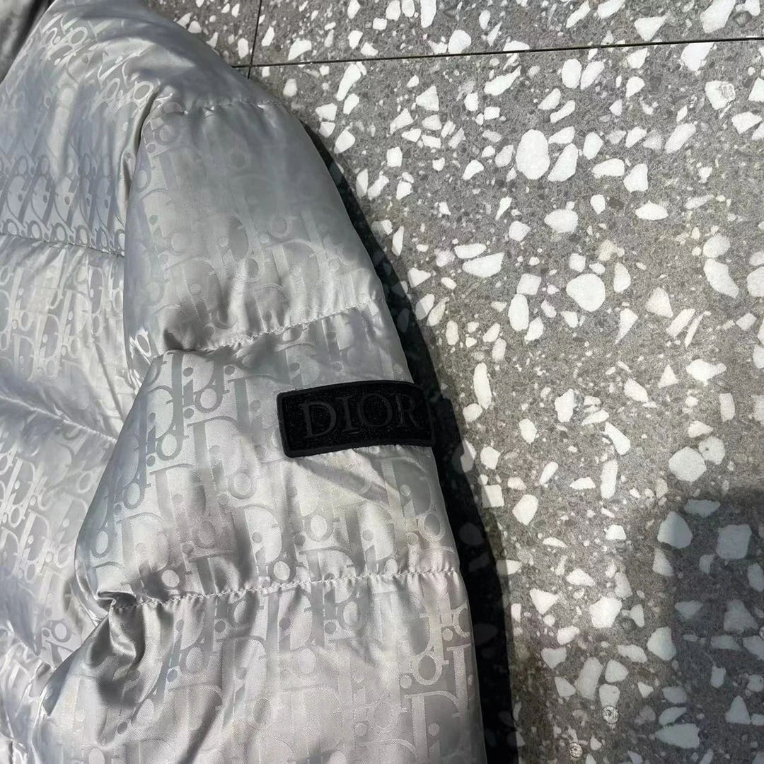 Burberry Zip Puffer Jacket - Style 5 - Burberry puffer jacket real photo 7