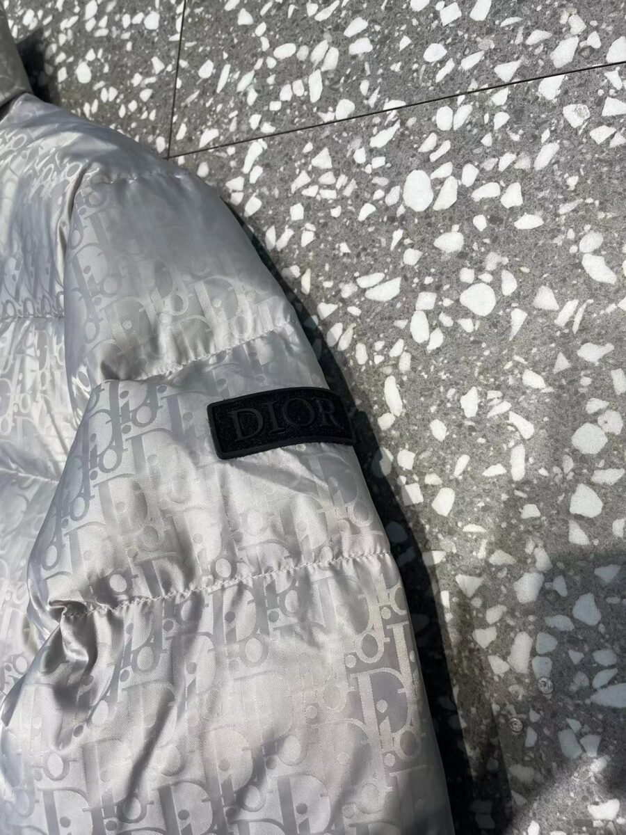 Burberry Zip Puffer Jacket - Style 5 - Burberry puffer jacket real photo 8
