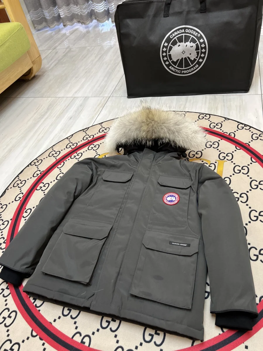 Canada Goose Doudoune Puffer Jacket - Style 10 - Canada Goose puffer jacket real photo 4