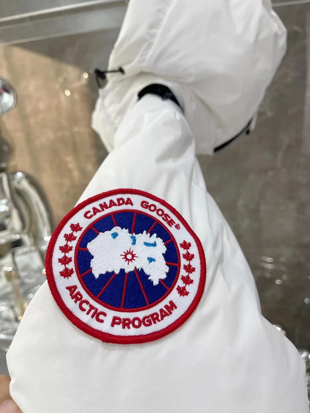 Canada Goose Doudoune Puffer Jacket - Style 28 - Canada Goose puffer jacket real photo 5