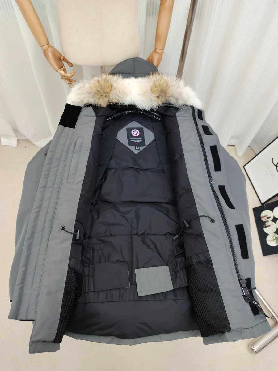 Canada Goose Doudoune Puffer Jacket - Style 34 - Canada Goose puffer jacket real photo 8