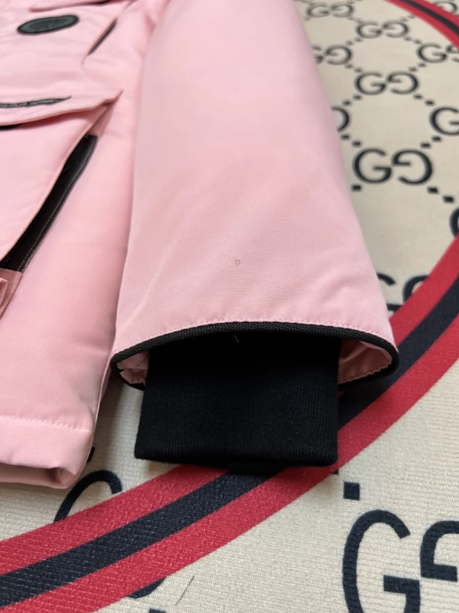 Canada Goose puffer jacket - real photo 5