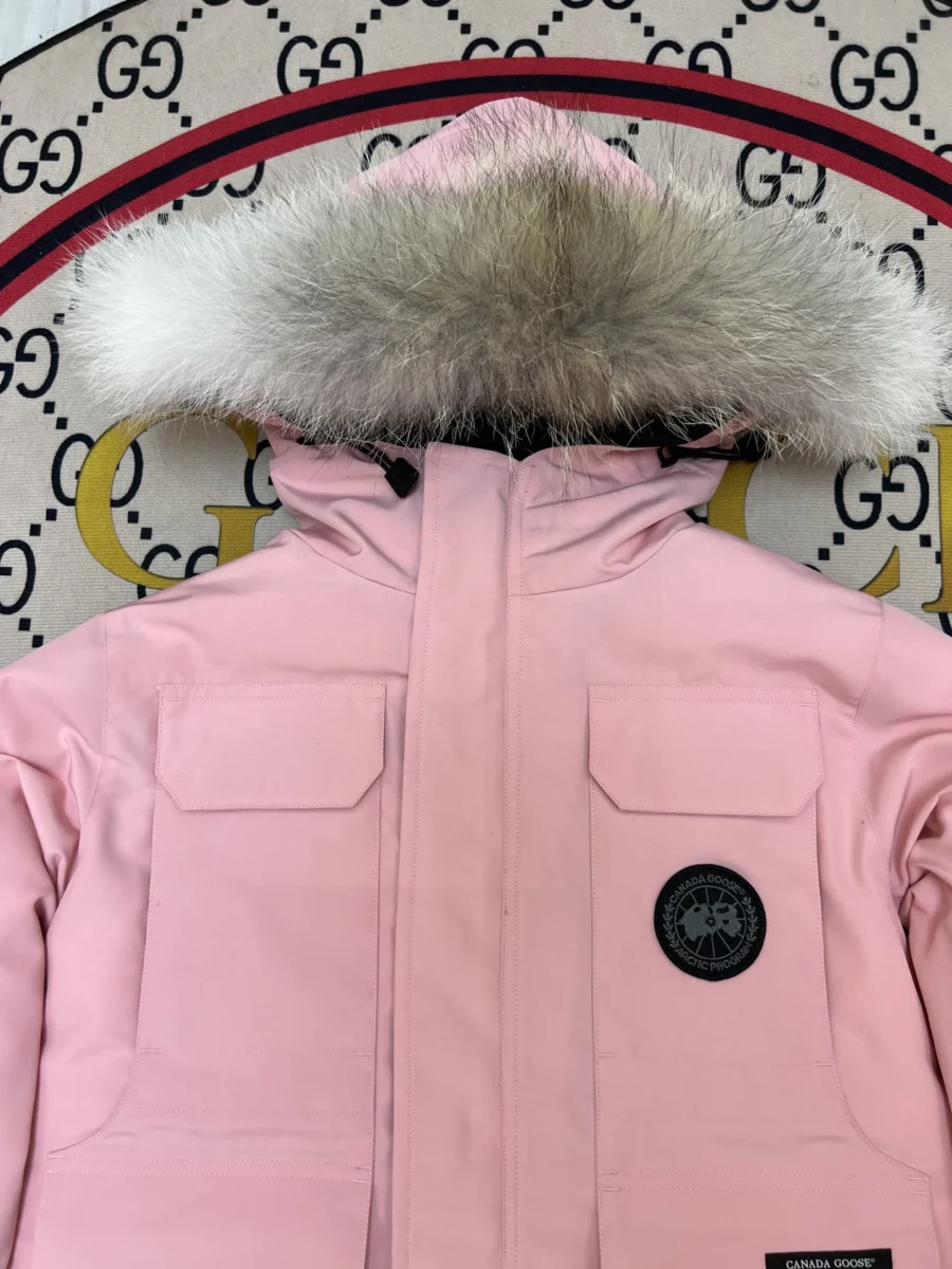 Canada Goose puffer jacket - real photo 6