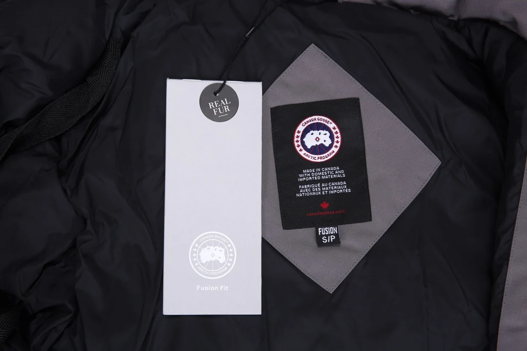 Canada Goose Doudoune Puffer Jacket - Style 5 - Canada Goose puffer jacket real photo 9