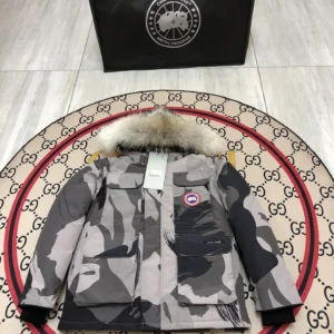 Canada Goose Doudoune Puffer Jacket - Style 52 - Canada Goose puffer jacket real photo 1