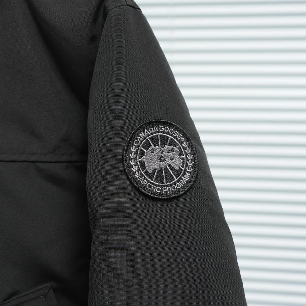 Canada Goose Doudoune Puffer Jacket - Style 56 - Canada Goose puffer jacket real photo 3