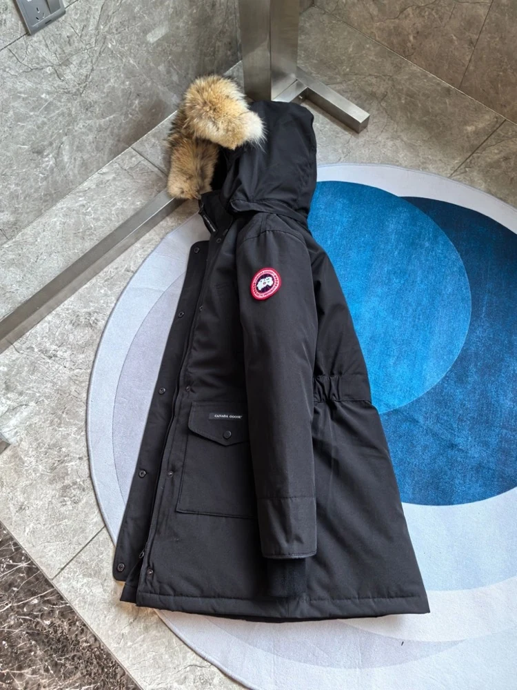 Canada Goose puffer jacket - real photo 3