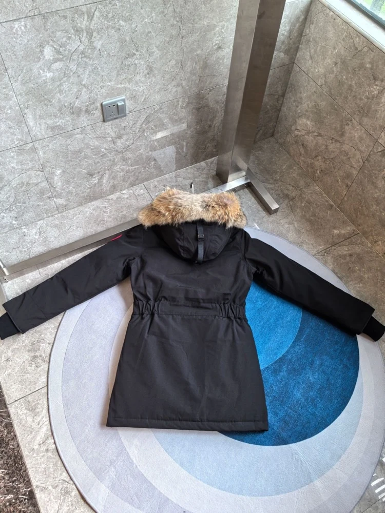 Canada Goose puffer jacket - real photo 4