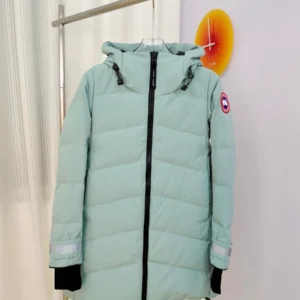 Canada Goose Fur-Collar Puffer Jacket - Style 2 - Canada Goose puffer jacket real photo 1