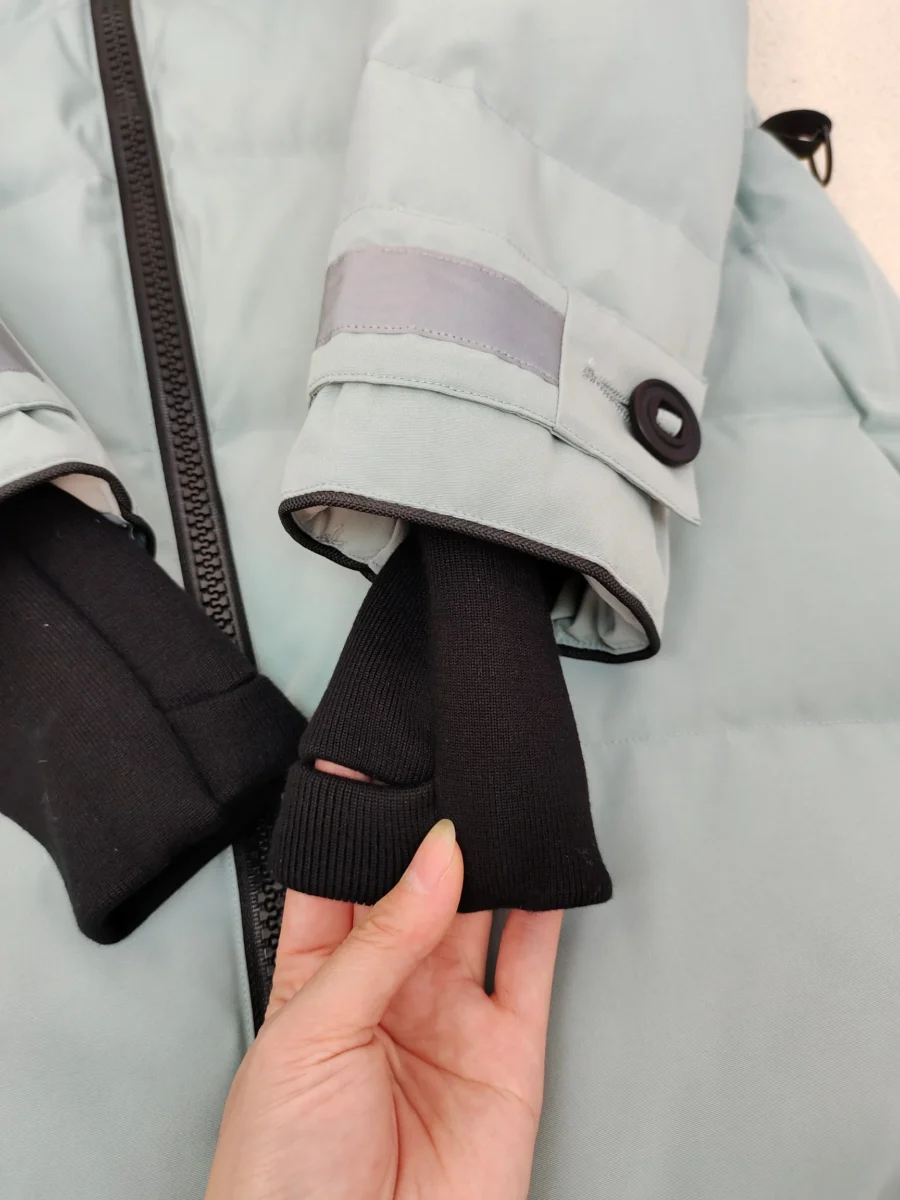 Canada Goose Fur-Collar Puffer Jacket - Style 2 - Canada Goose puffer jacket real photo 4