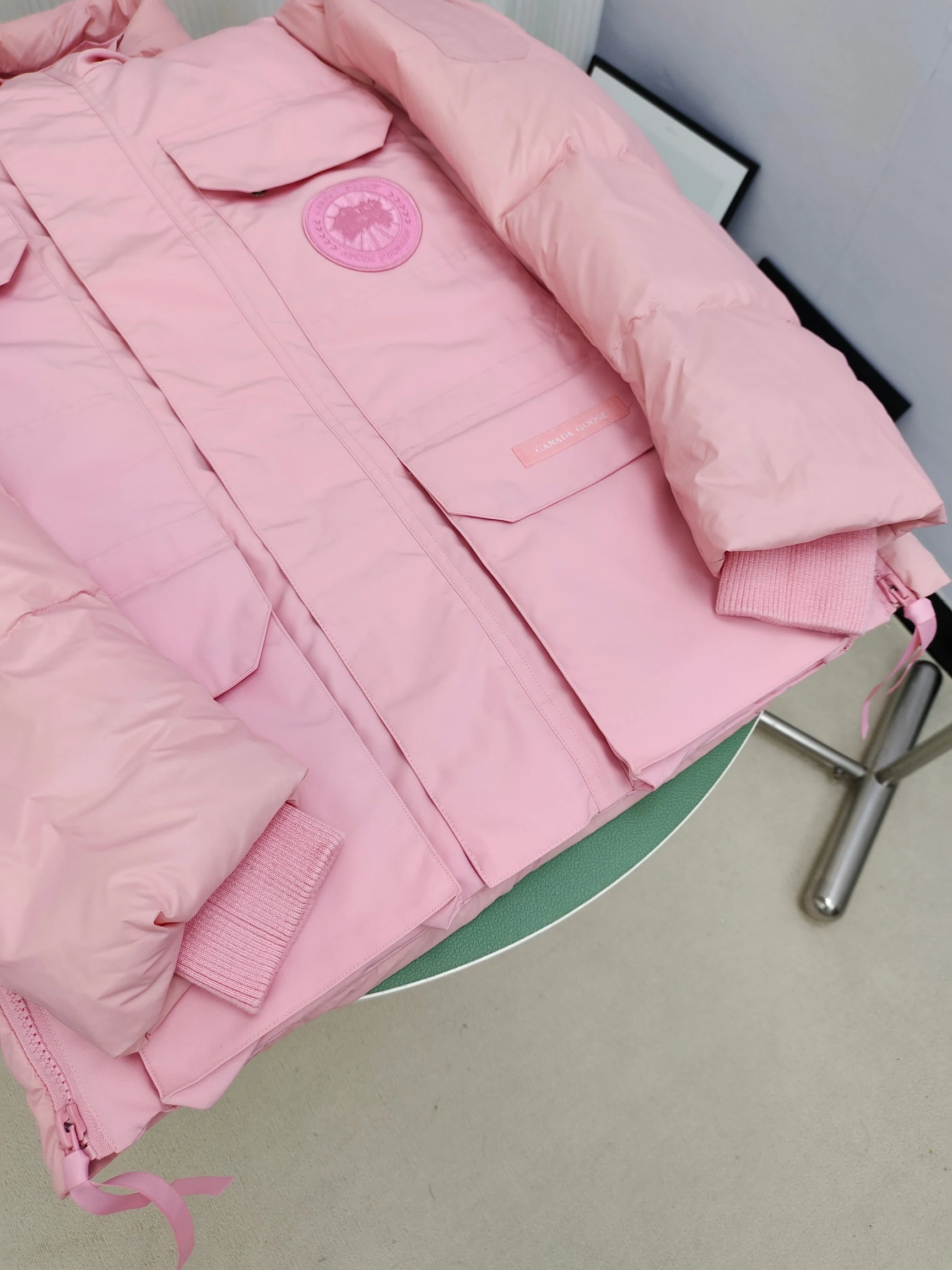 Canada Goose Fur-Collar Puffer Jacket - Style 4 - Canada Goose puffer jacket real photo 3