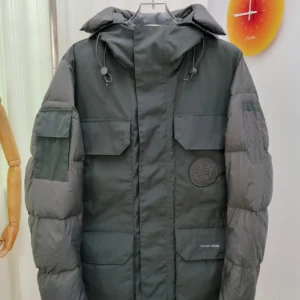 Canada Goose Fur-Collar Puffer Jacket - Style 5 - Canada Goose puffer jacket real photo 1