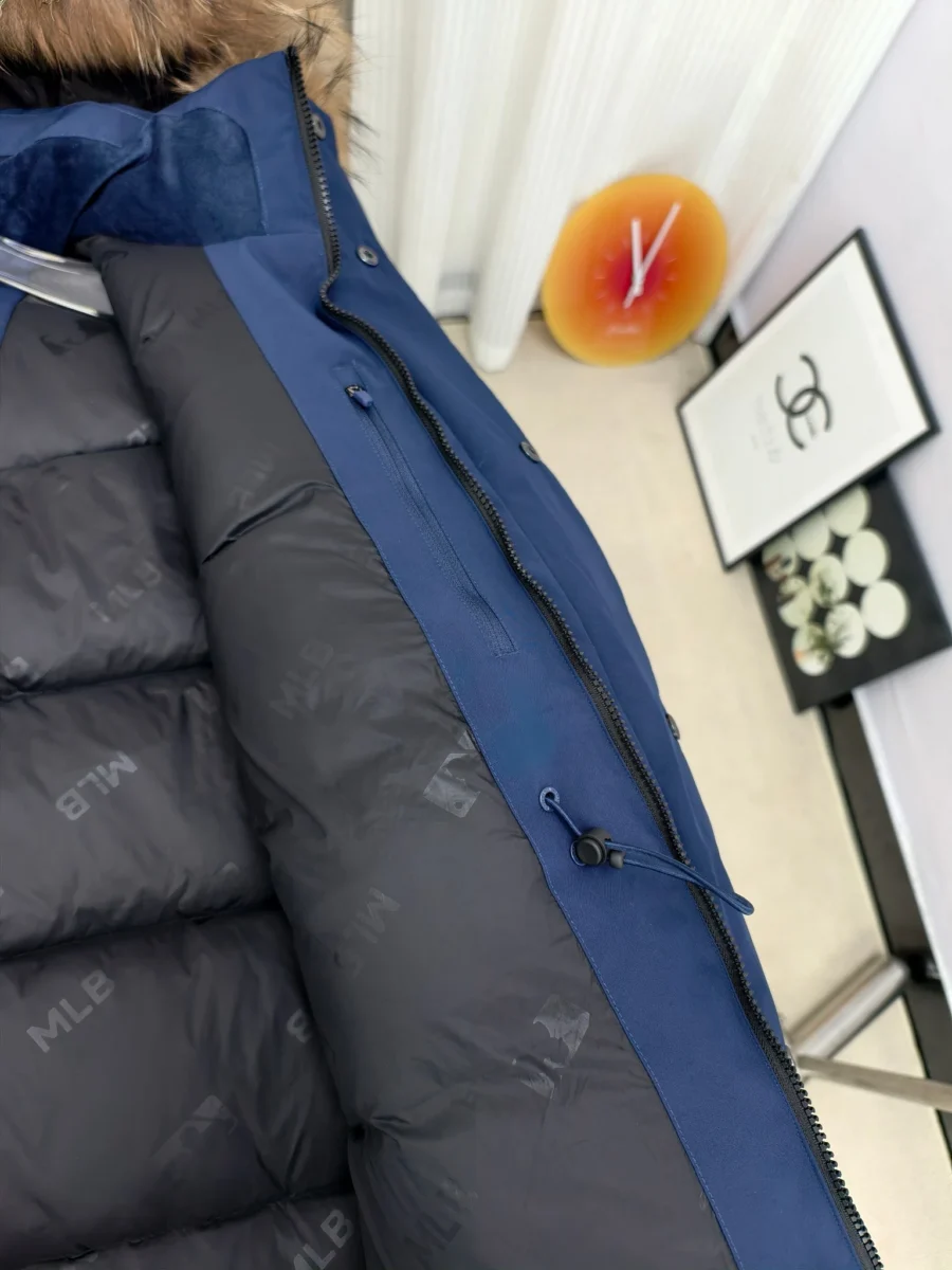 Canada Goose Fur-Collar Utility Puffer Jacket - Canada Goose puffer jacket real photo 10