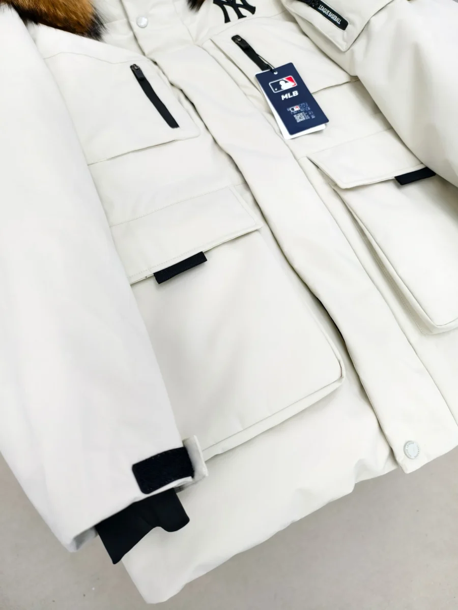 Canada Goose Fur-Collar Utility Puffer Jacket - Style 2 - Canada Goose puffer jacket real photo 3