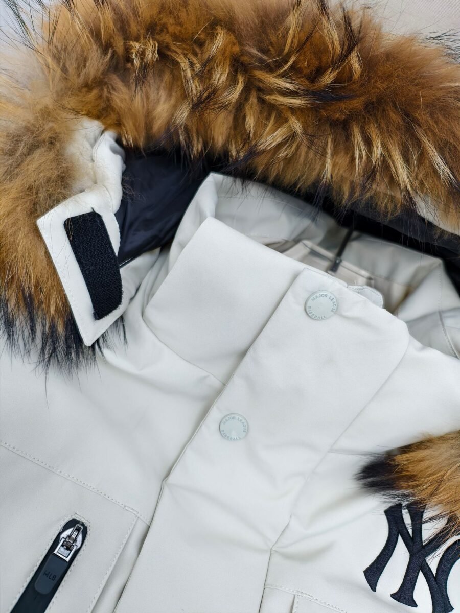 Canada Goose Fur-Collar Utility Puffer Jacket - Style 2 - Canada Goose puffer jacket real photo 6