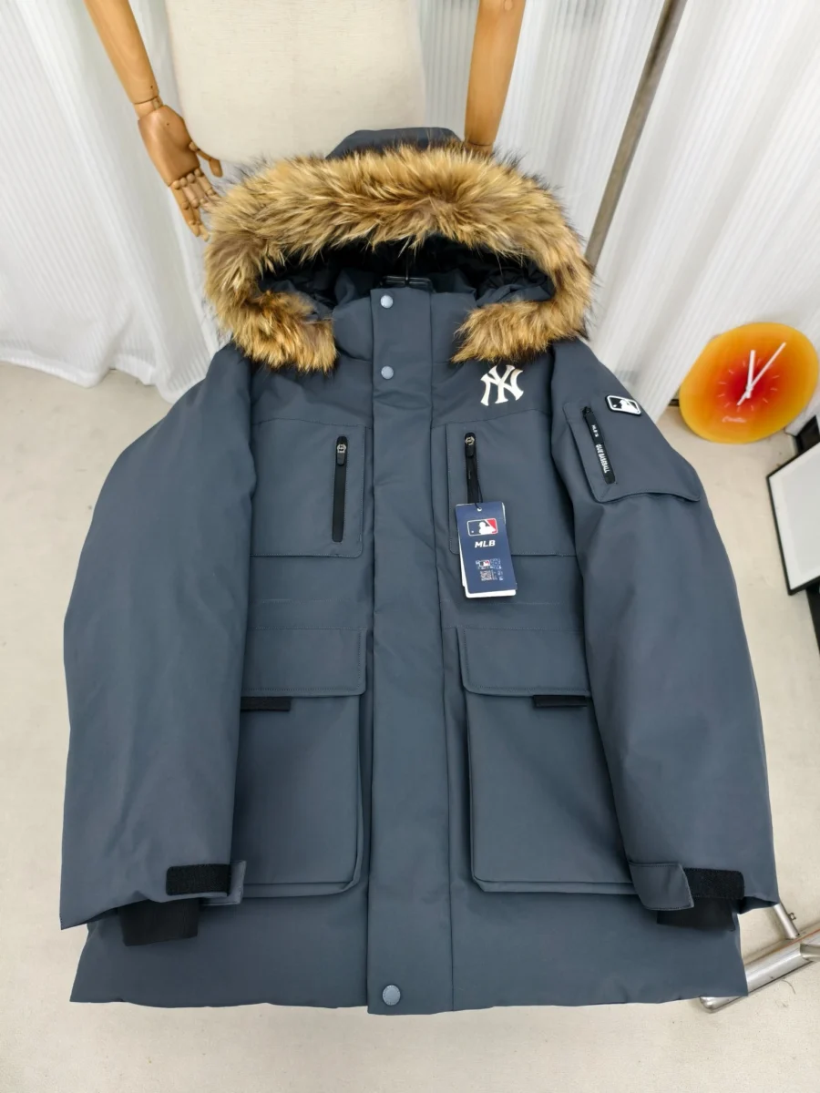 Canada Goose Fur-Collar Utility Puffer Jacket - Style 3 - Canada Goose puffer jacket real photo 1