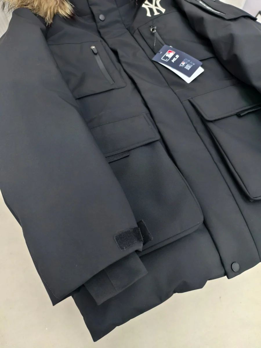 Canada Goose Fur-Collar Utility Puffer Jacket - Style 4 - Canada Goose puffer jacket real photo 3