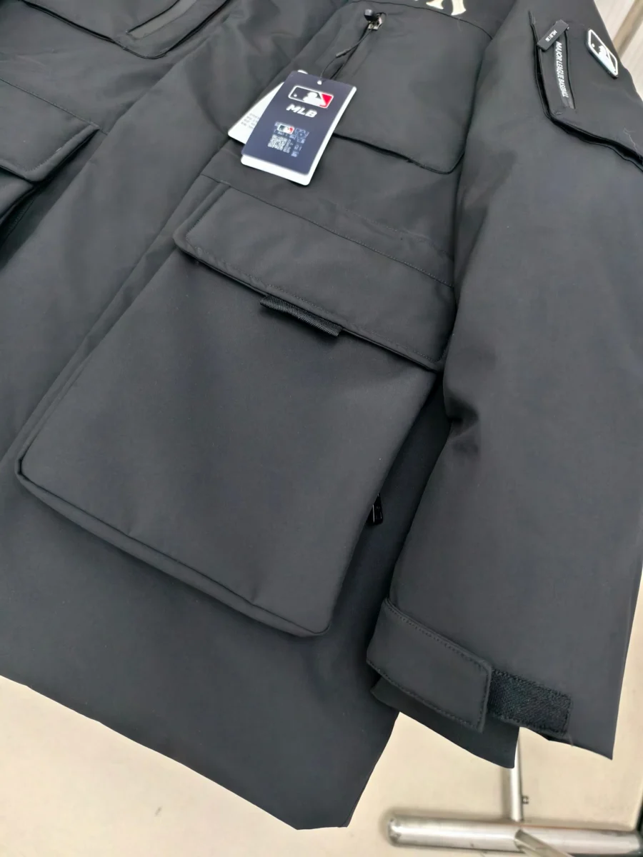 Canada Goose Fur-Collar Utility Puffer Jacket - Style 4 - Canada Goose puffer jacket real photo 5