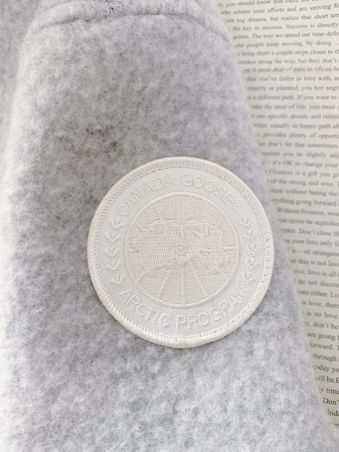 Canada Goose puffer jacket - real photo 5