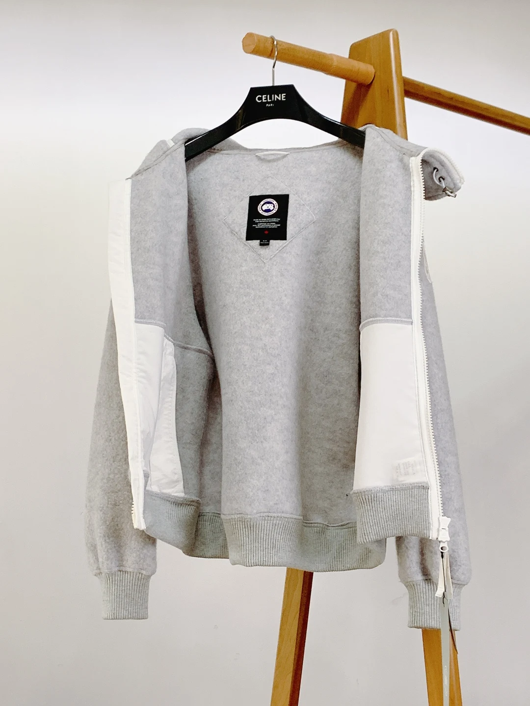 Canada Goose puffer jacket - real photo 8