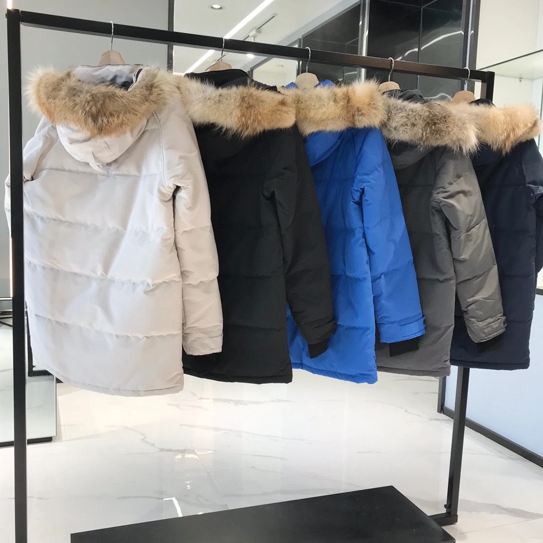 Canada Goose puffer jacket - real photo 3