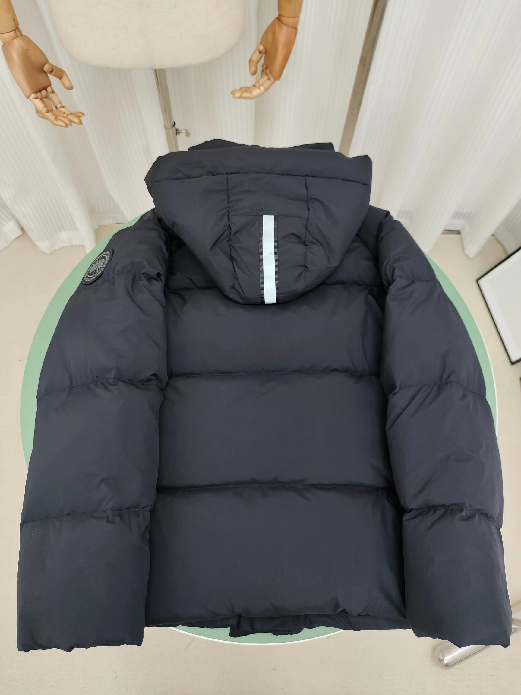 Canada Goose puffer jacket - real photo 9