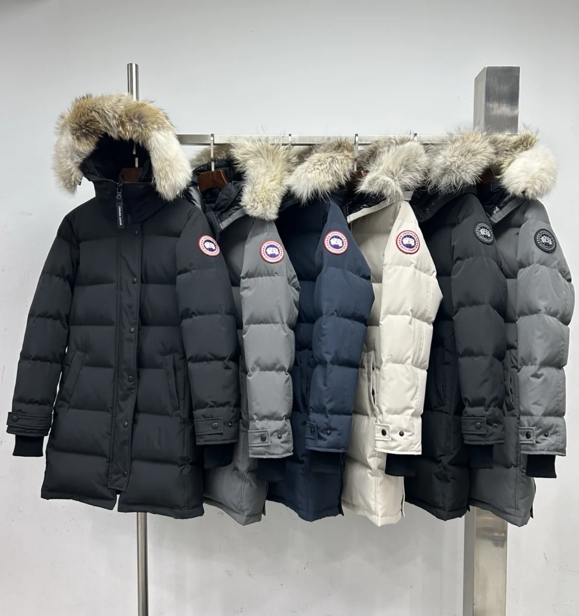 Canada Goose puffer jacket - real photo 2