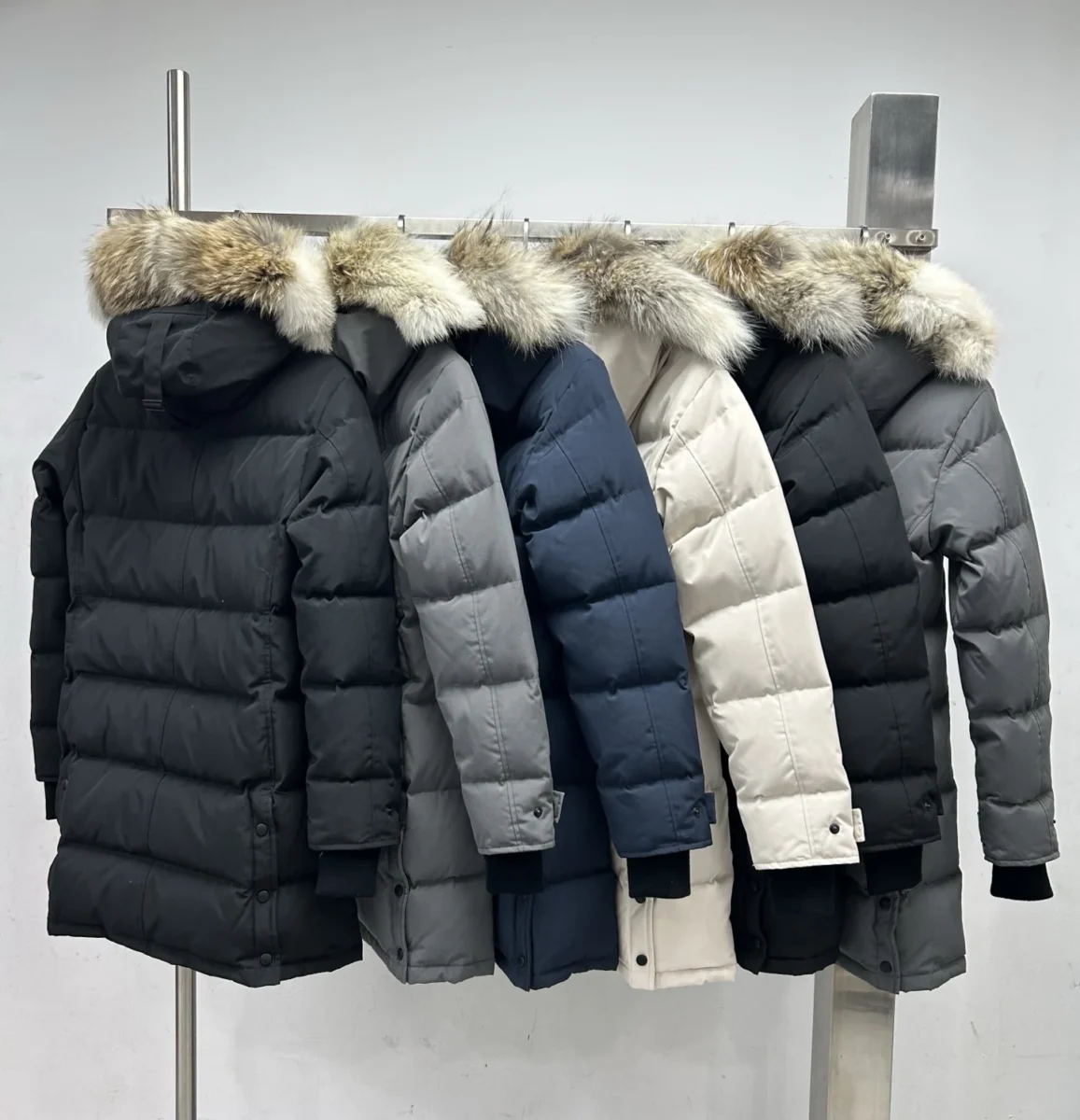 Canada Goose puffer jacket - real photo 5