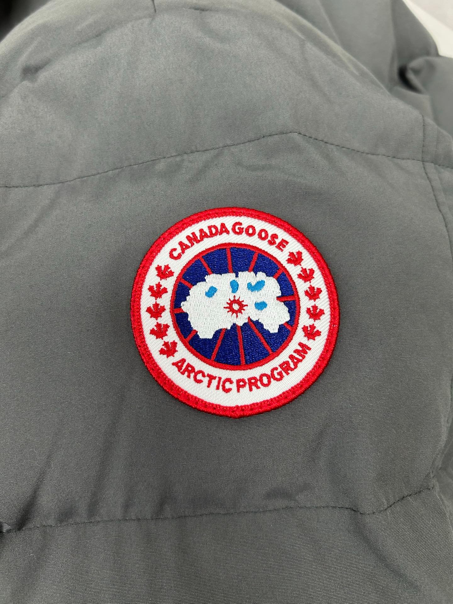 Canada Goose Long Puffer Jacket - Style 10 - Canada Goose puffer jacket real photo 7