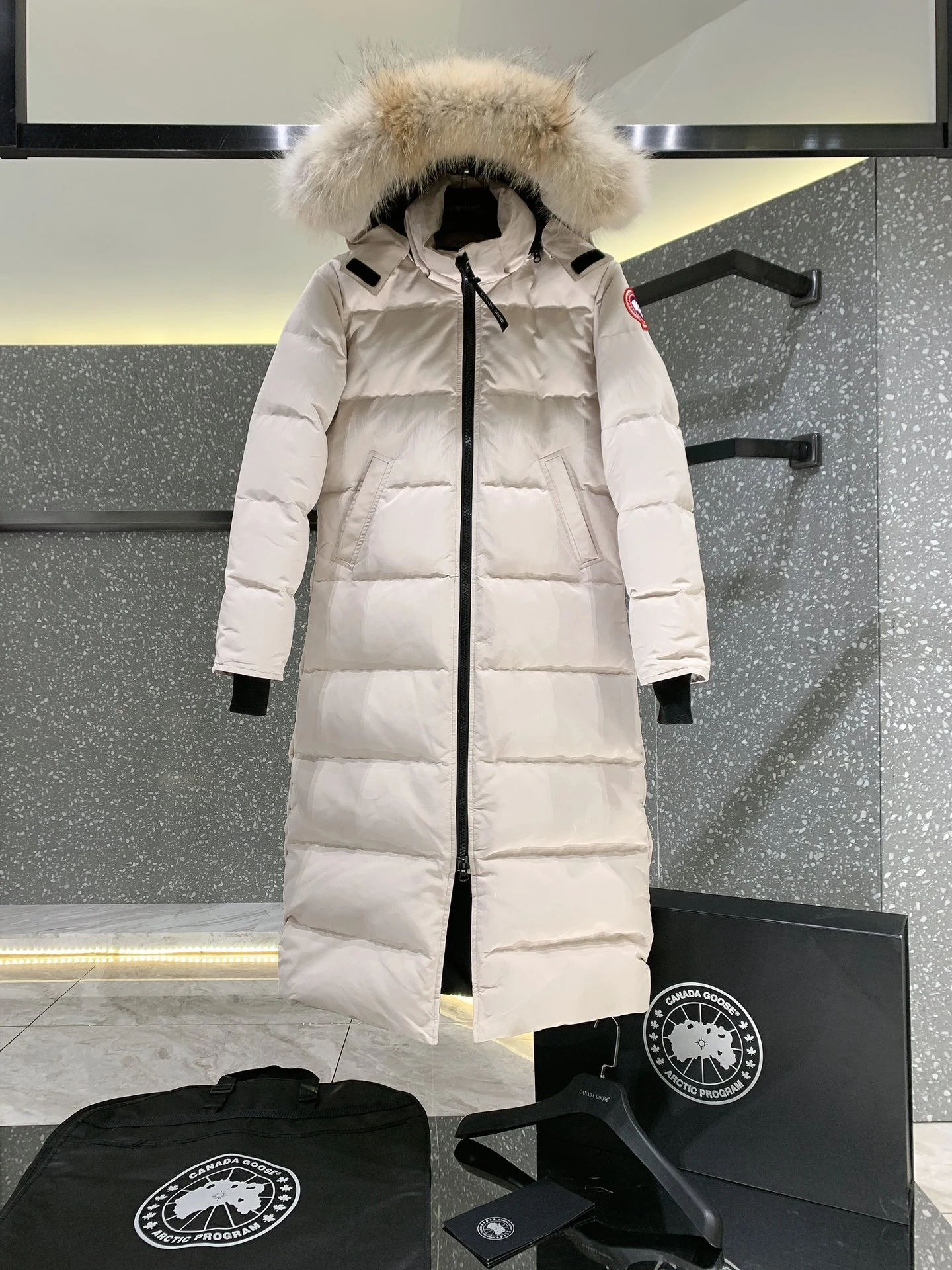 Canada Goose Long Puffer Jacket - Style 11 - Canada Goose puffer jacket real photo 2