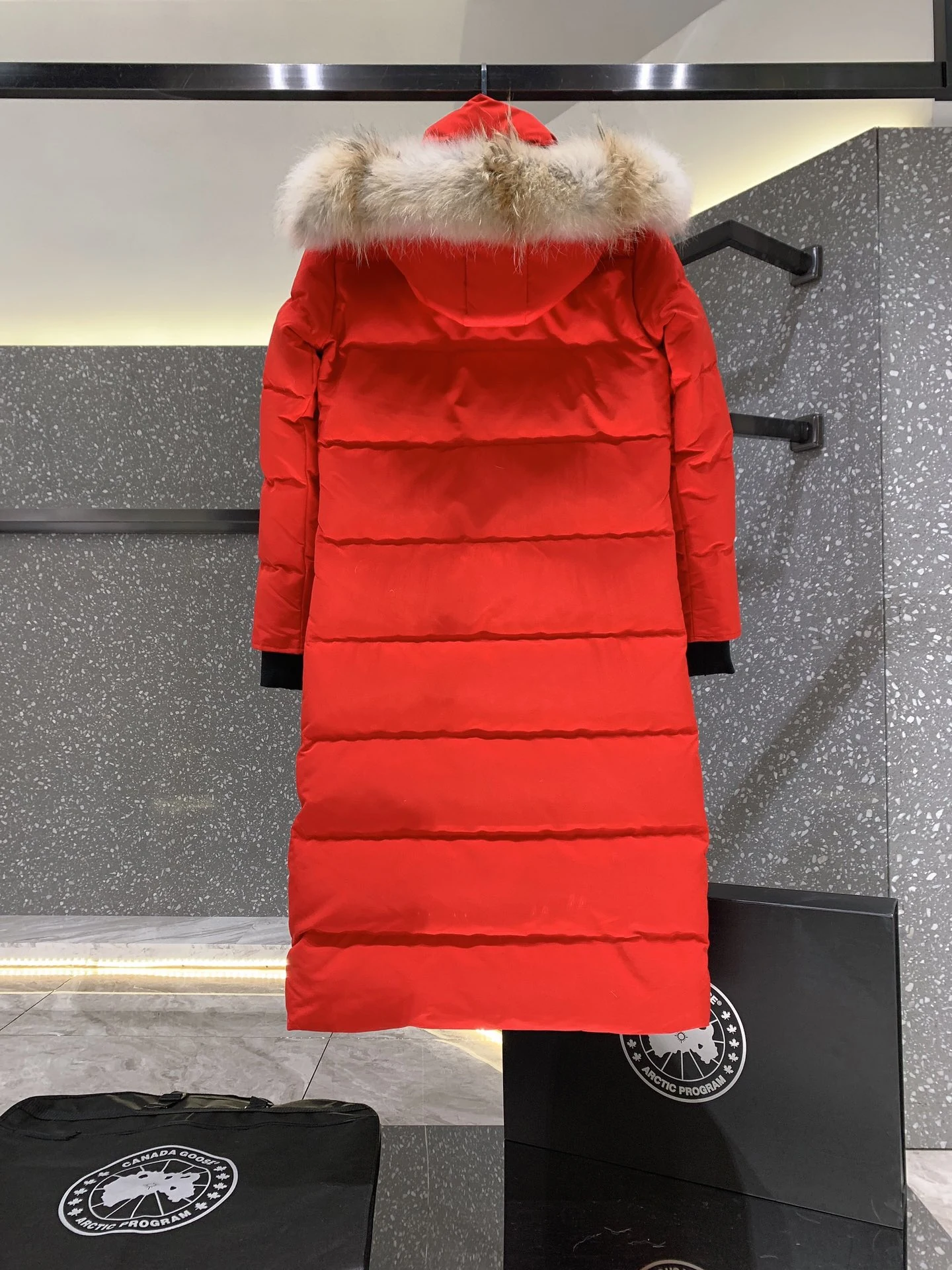 Canada Goose Long Puffer Jacket - Style 14 - Canada Goose puffer jacket real photo 3