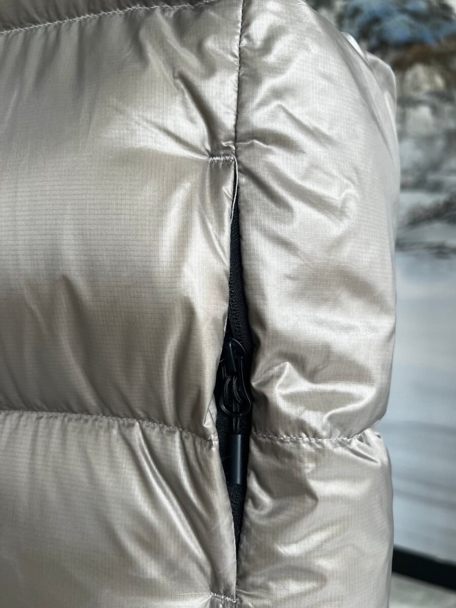 Canada Goose Quilted Puffer Vest - Style 15 - Canada Goose puffer vest real photo 5
